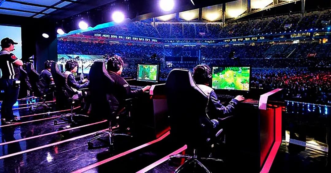 反应方面 反应方面